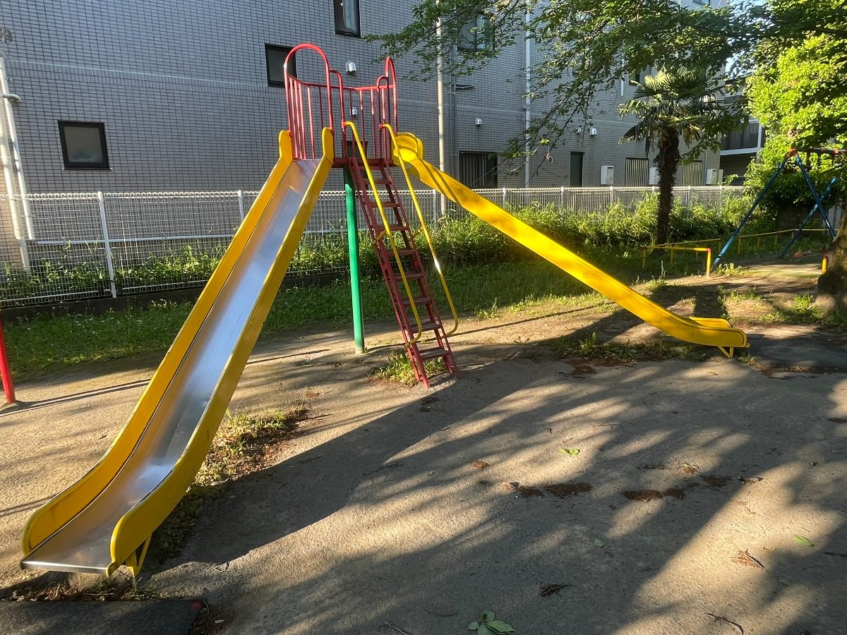 2連すべり台（ステンレス・黄色）